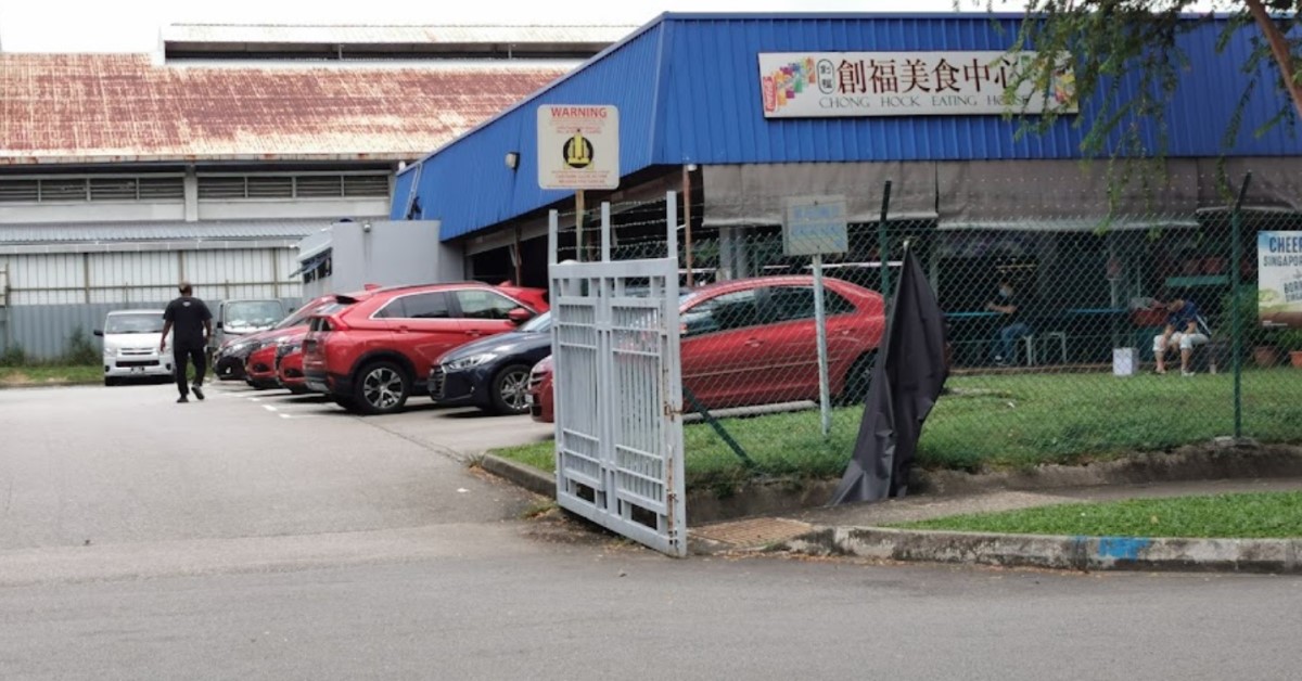 DRIVER WHO SMASHED INTO TUAS COFFEESHOP INJURING THREE GETS CHARGED IN COURT