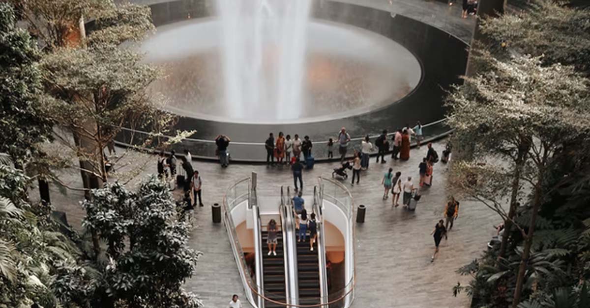 10,505 NEW CASES IN SINGAPORE, 8 FATALITIES