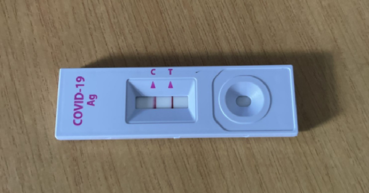 WOMAN WANTS TO GO TO WORK WHEN HER FAMILY TESTED POSITIVE FOR COVID