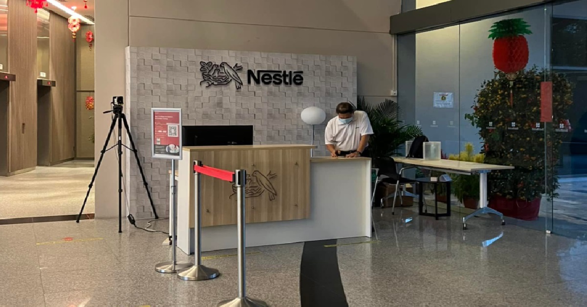 SECURITY GUARD ALLEGEDLY REFUSED TO LEND CHAIR TO FAINTING WOMAN