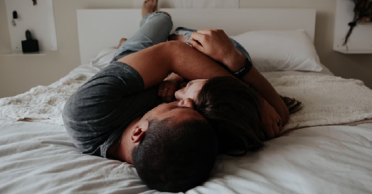 COUPLE ONLY MEETS ONCE OR TWICE A WEEK, GIRL CAN’T TAHAN LACK OF INTIMACY