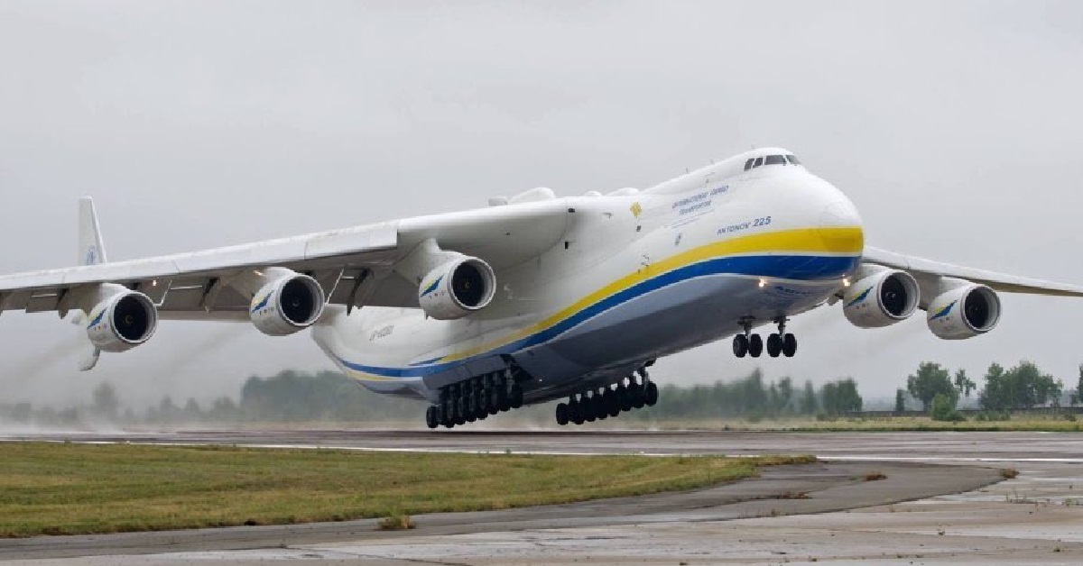 LARGEST PLANE IN THE WORLD DESTROYED BY RUSSIAN FORCES