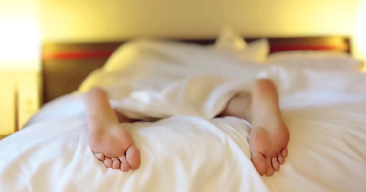 GUY FOUND OUT HIS GF HAS SLEPT WITH 30 MEN BEFORE HIM, CAN’T TAKE IT & DUMPS HER