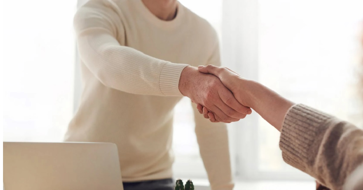 GUY WENT JOB INTERVIEW, BO TAI BO JI KENA SCOLDED: “YOU YOUNG PEOPLE KEEP QUITTING