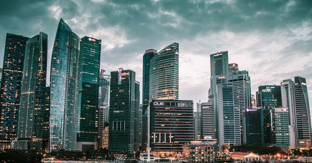 MAN SAYS LOCAL CULTURE TOO STRESS, LEAVE WORK ON THE DOT ALSO KENA STARE