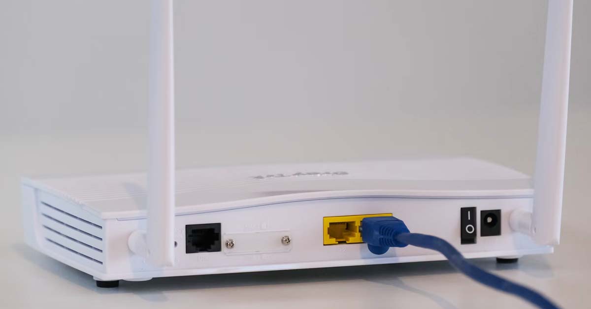 SCAMMER SAYS SHE IS BOTH FROM STARHUB AND SINGTEL