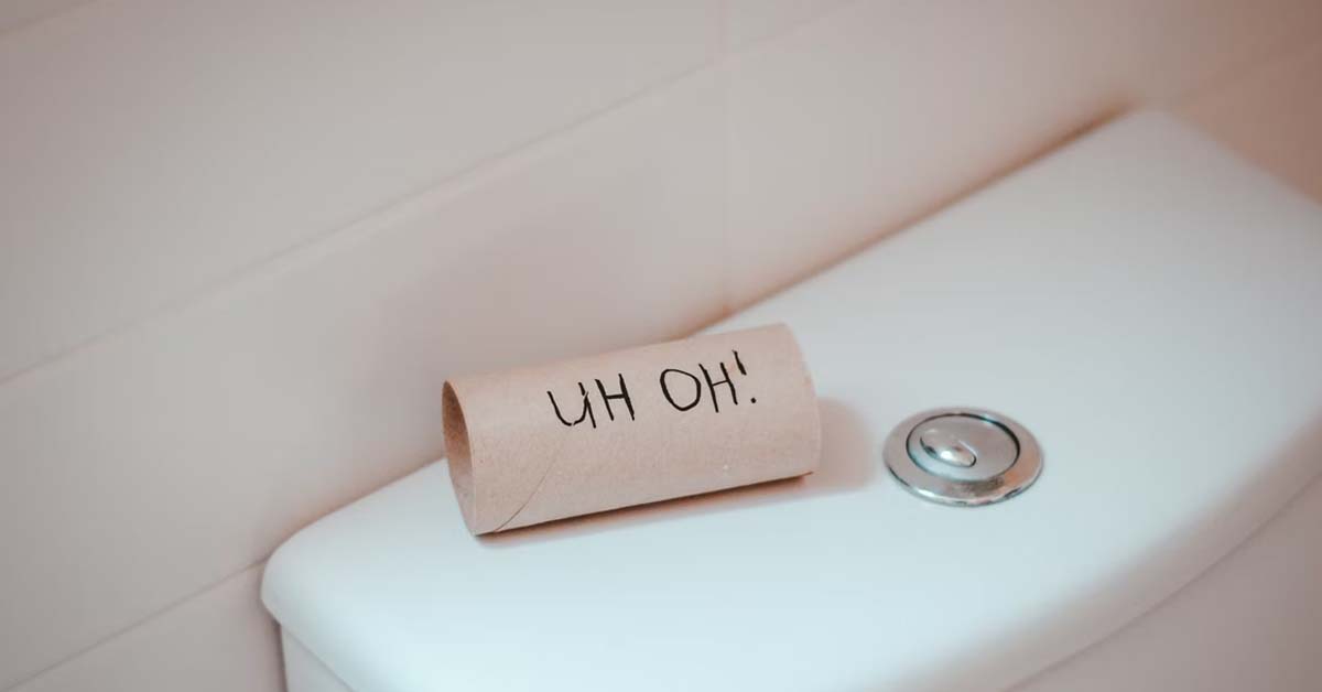 MAN REFUSES TO FLUSH ASK WIFE TO SEE IF IT’S SIZE & COLOUR EVERYDAY