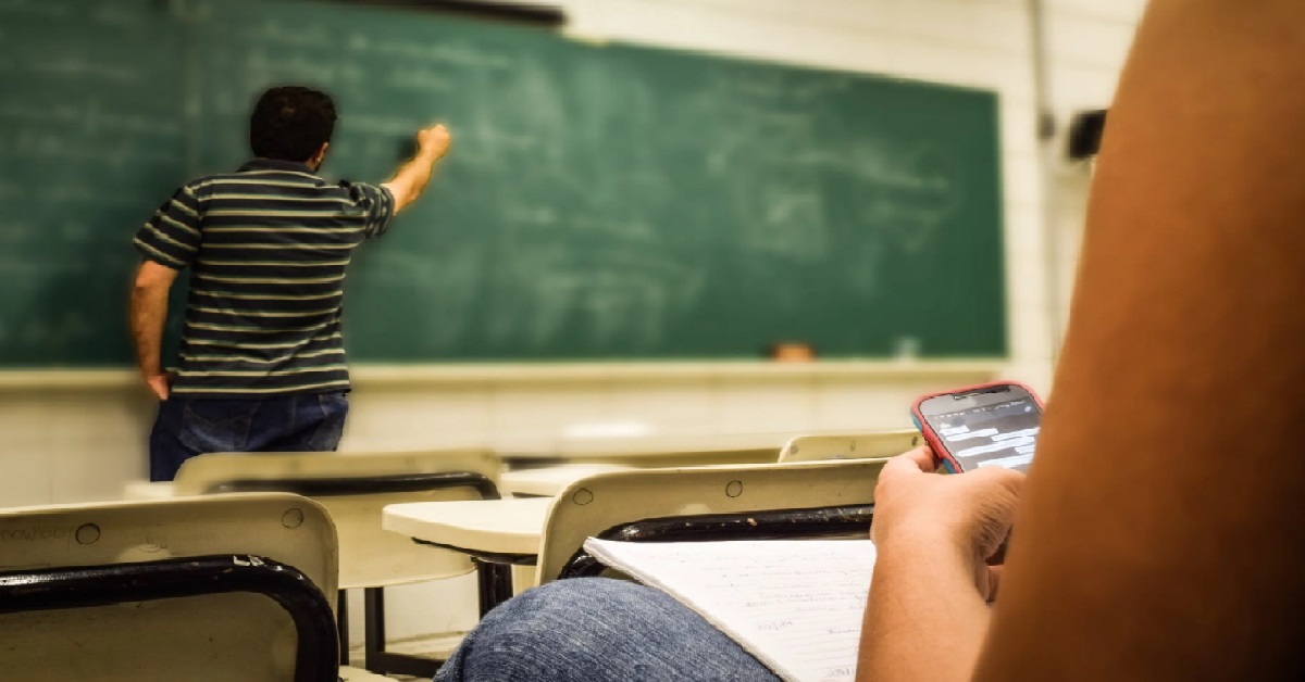TUTOR BROUGHT GIRL OUT FOR $500 DINNER, CALLS HER “PRETTY” & “THE BEST”