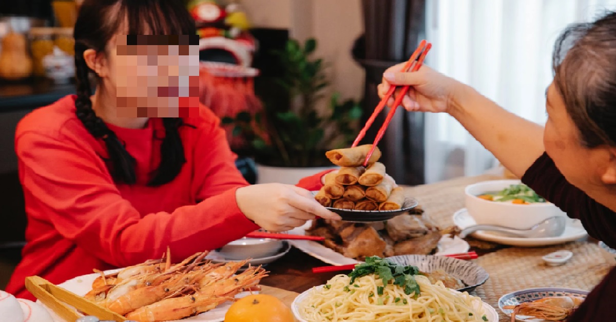 WOMAN HATES CNY BECAUSE RELATIVES LIKE TO SHOW OFF SALARIES, NEW BF/GF & NAG