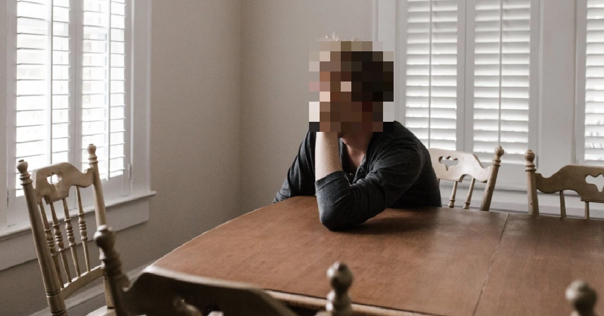 GUY RUINED HIS FRIENDSHIP WITH FEMALE BEST FRIEND BY CONFESSING