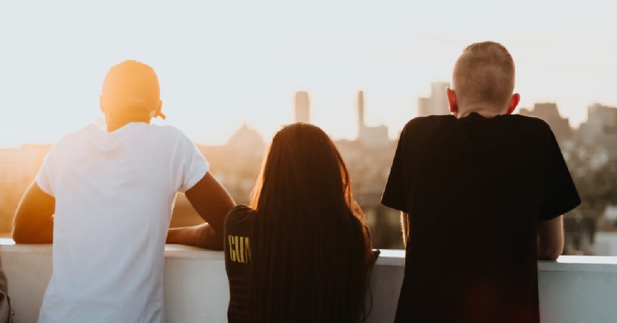 GUY’S BEST FRIEND OF 11 YEARS, SLEPT WITH HIS GIRLFRIEND OF 7 YEARS
