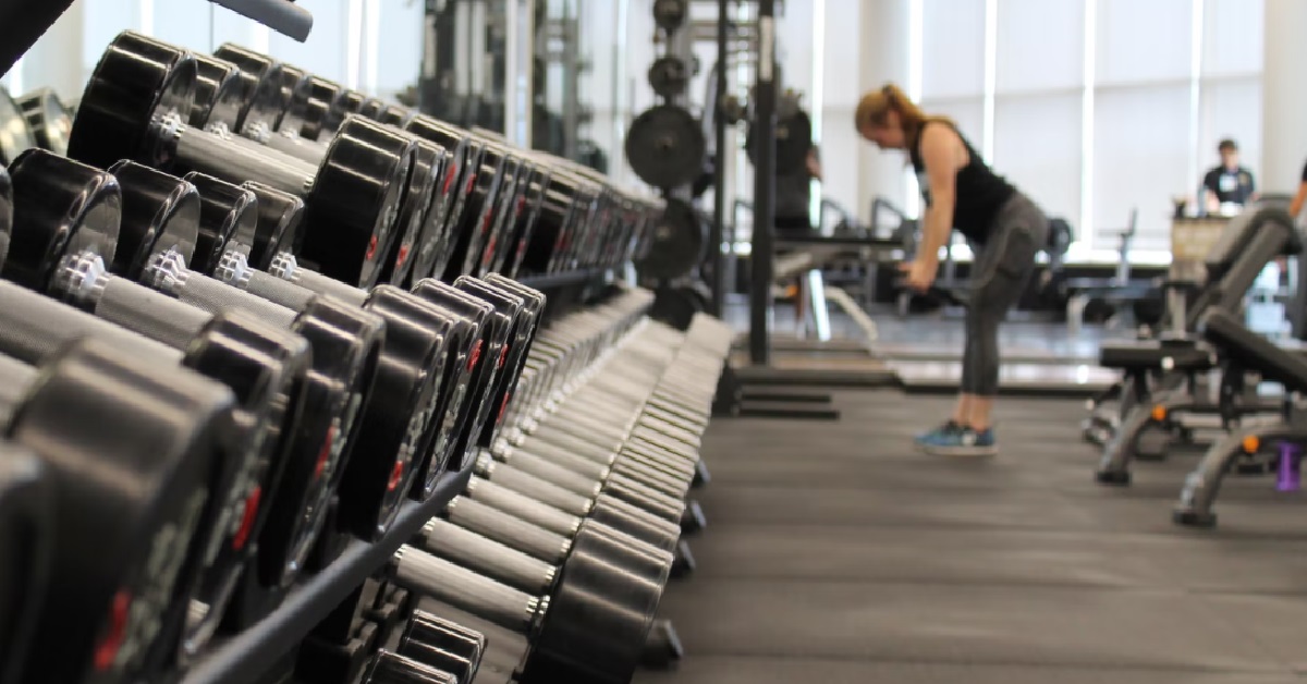 GIRL’S BF SIGNED UP AT GYM THAT HIS FAV INFLUENCER GOES TO, FEELS BETRAYED