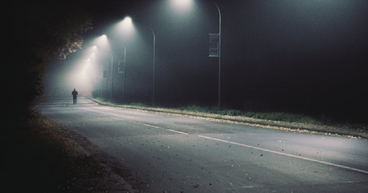 GUY WALKING SAME WAY AS GIRL AT NIGHT, GIRL THOUGHT HE WAS A CRIMINAL