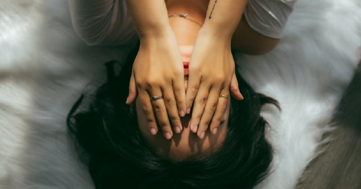 GIRL NOT HAPPY WITH BF FOR NOT WANTING TO “DO IT” WHILE SHE’S ON HER PERIOD