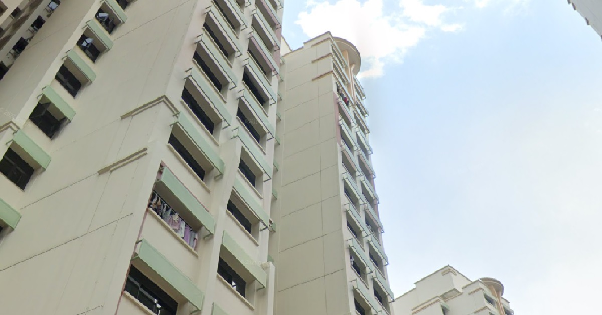 71 Y.O WOMAN ARRESTED AFTER STANDING ON HDB WINDOW LEDGE