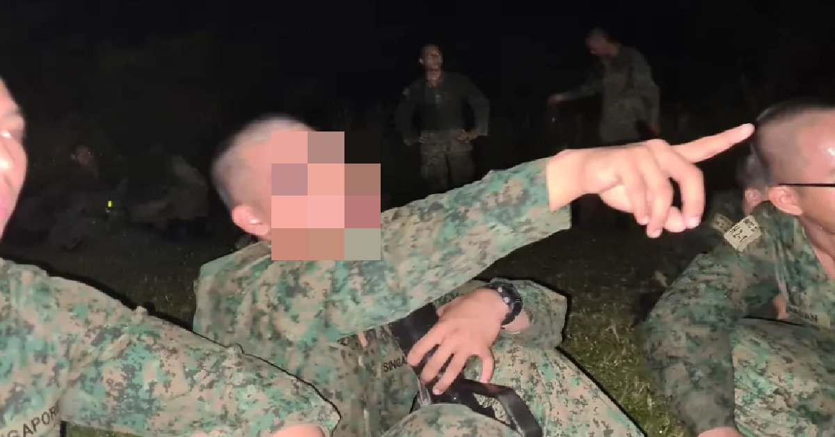 BARBER LAUGHED AT GUY GOING INTO NS ASKING FOR ARMY HAIRCUT