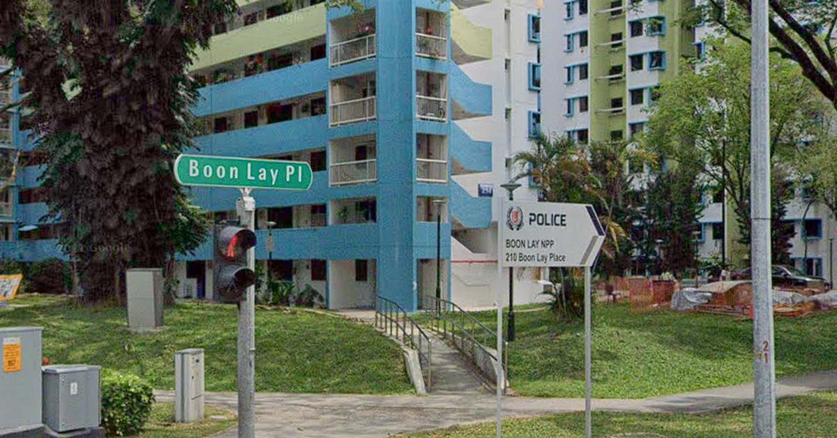 17 Y.O TEENAGER ARRESTED FOR ALLEGEDLY MOLESTING GIRL @ BOON LAY