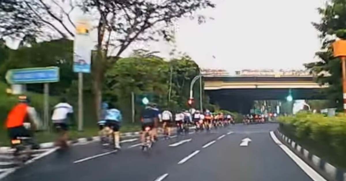 OVER 40 CYCLIST CYCLING ALONG MANDAI ROAD, NETIZENS URGE AUTHORITIES TO TAKE ACTION