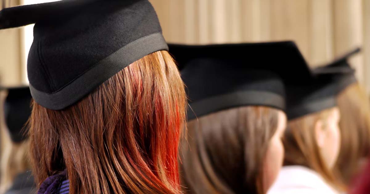 FRESH GRAD UNABLE TO FIND JOB AFTER MANY MONTHS, REGRETS PAYING FOR DEGREE