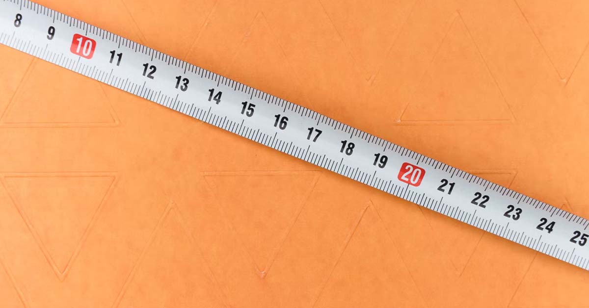 DOCTOR FEELS THAT LIFE IS UNFAIR AS HE IS ONLY 170CM AND ENVIES OTHERS