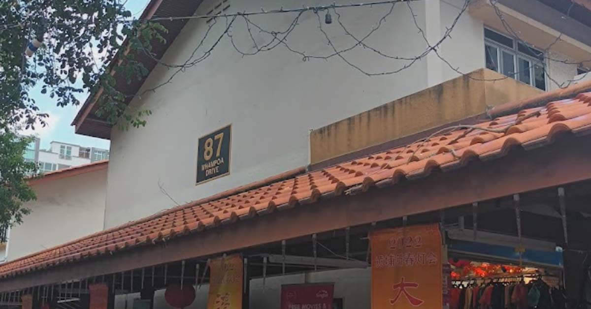 WHAMPOA NAIL SALON OWNER & CUSTOMER FIGHTS UNTIL POLICE COME