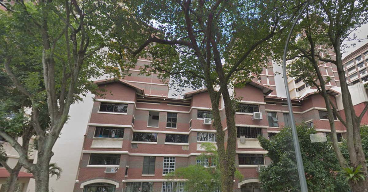 LANDLORD INSTALLS CCTV OUTSIDE TOILET, MAKES TENANT PAY MONEY FOR  MAKING TOILET WET