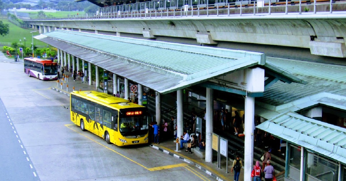 KIND BUS CAPTAIN FOUND LOST WALLET, TRACKED MAN DOWN TO RETURN