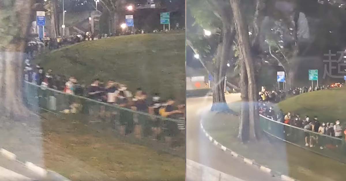 SUPER LONG QUEUE AT WOODLANDS CUSTOM, TIILL IT REACHES THE ROAD