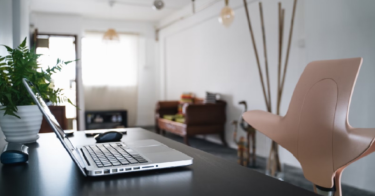 COUPLE EARNS COMBINE INCOME OF $45K A MONTH BUT COMPLAINS THEY ARE “NOT RICH”