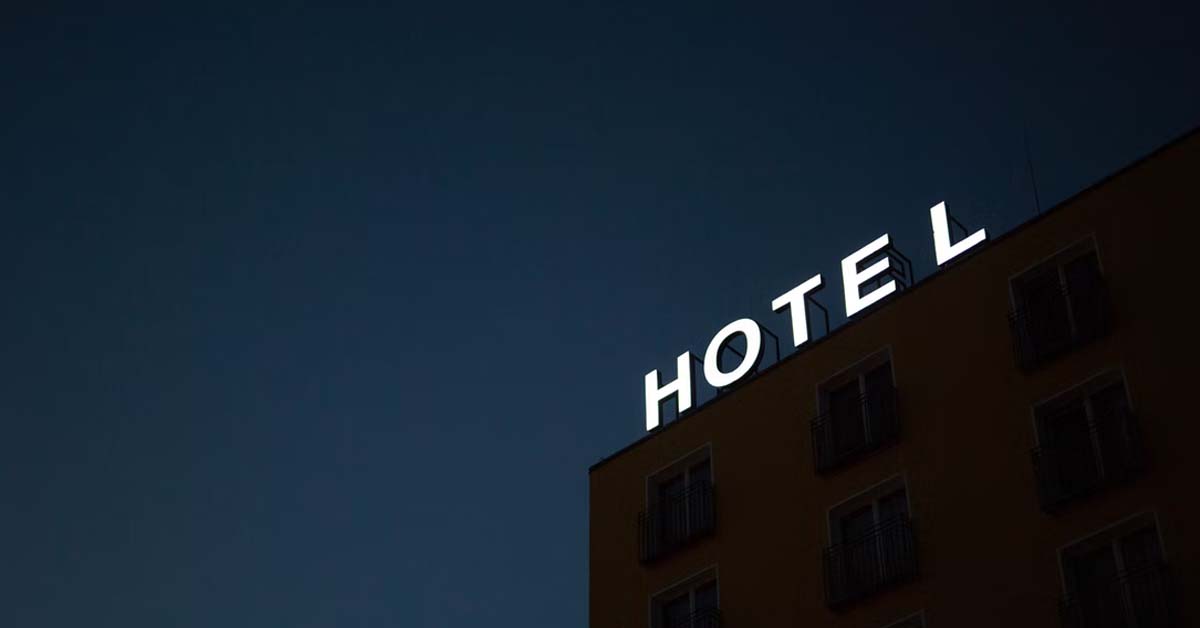 24 Y.O WOMAN ARRESTED FOR HOTEL BOOKING SCAM