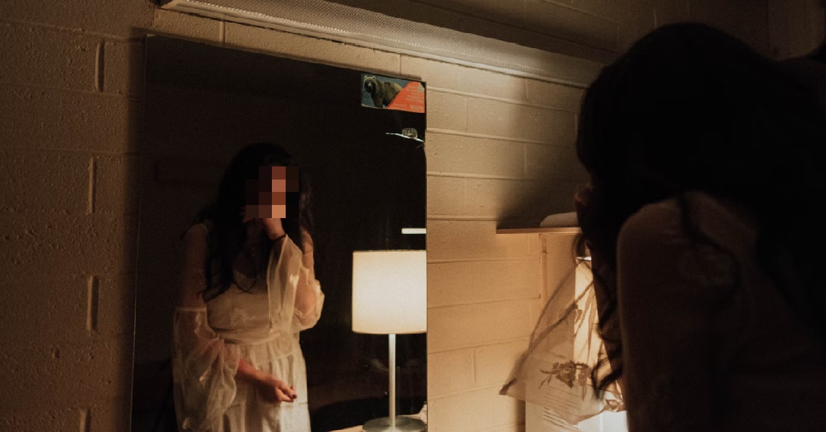 GIRL GOT SLAPPED BY HER DATE THAT HER FRIEND INTRODUCED