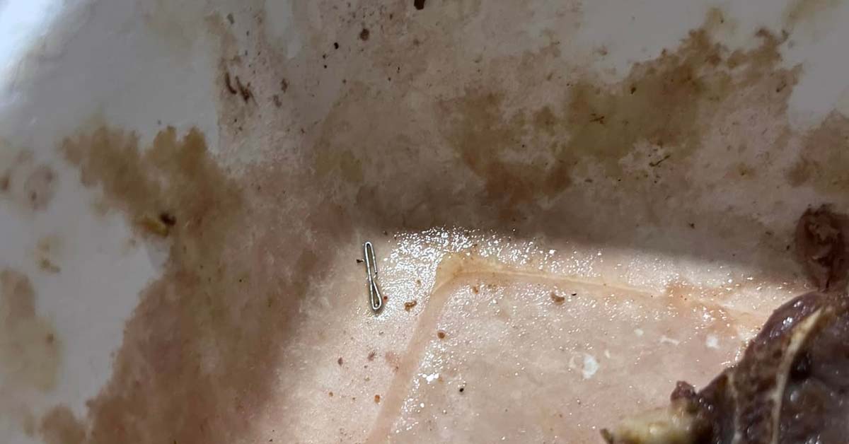 MAN ORDERS WESTERN FOOD END UP INSIDE GOT STAPLE