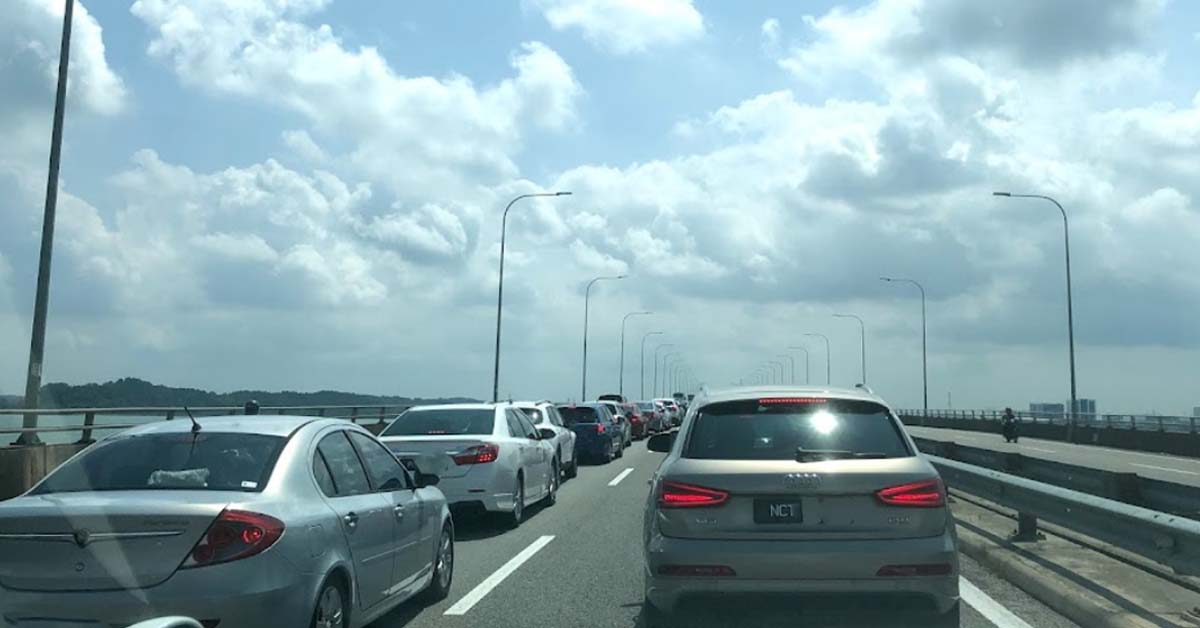 TRANSPORT SCAM: BOOKING VEHICLE TO JOHOR AND BACK TO SINGAPORE