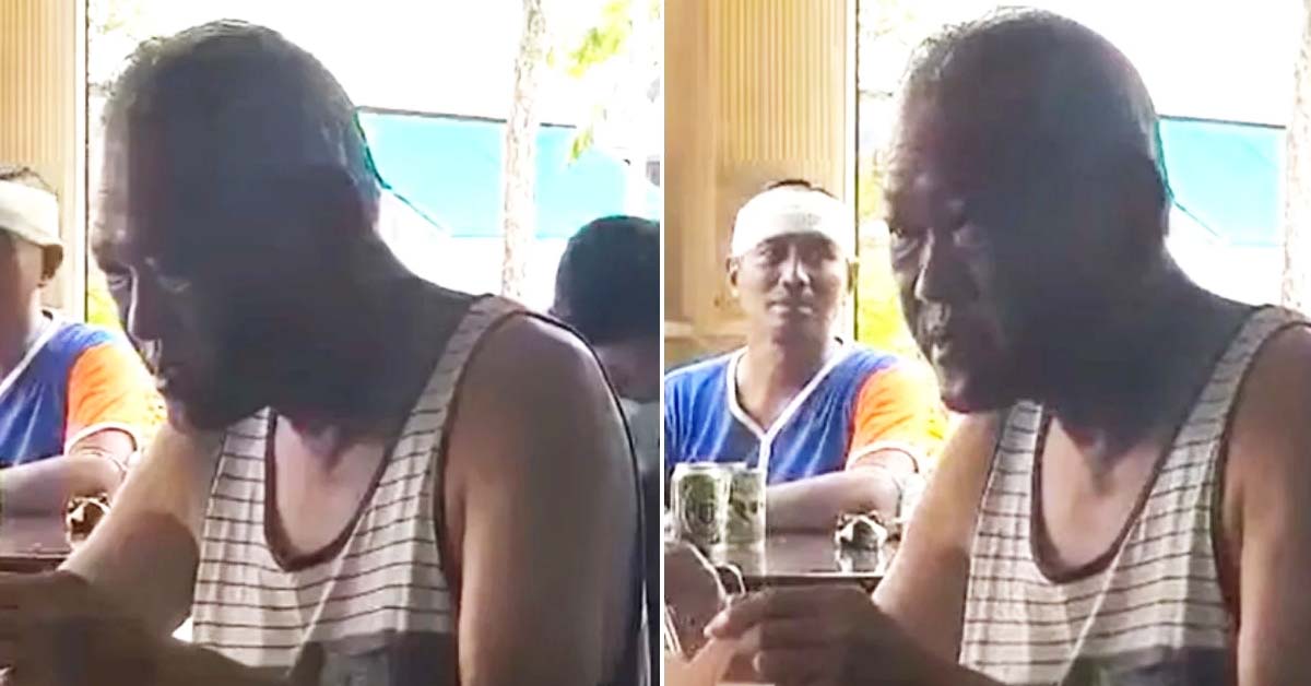 LEE KUAN YEW LOOKALIKE SPOTTED EATING AT A COFFEESHOP