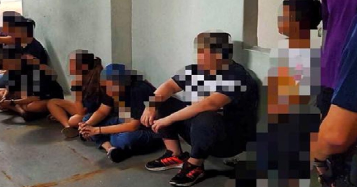 AH BENG CONFRONTS ANGMOH WHO USED TO BE IN U.S ARMY, TRY TO INTIMIDATE HIM BUT FAILS