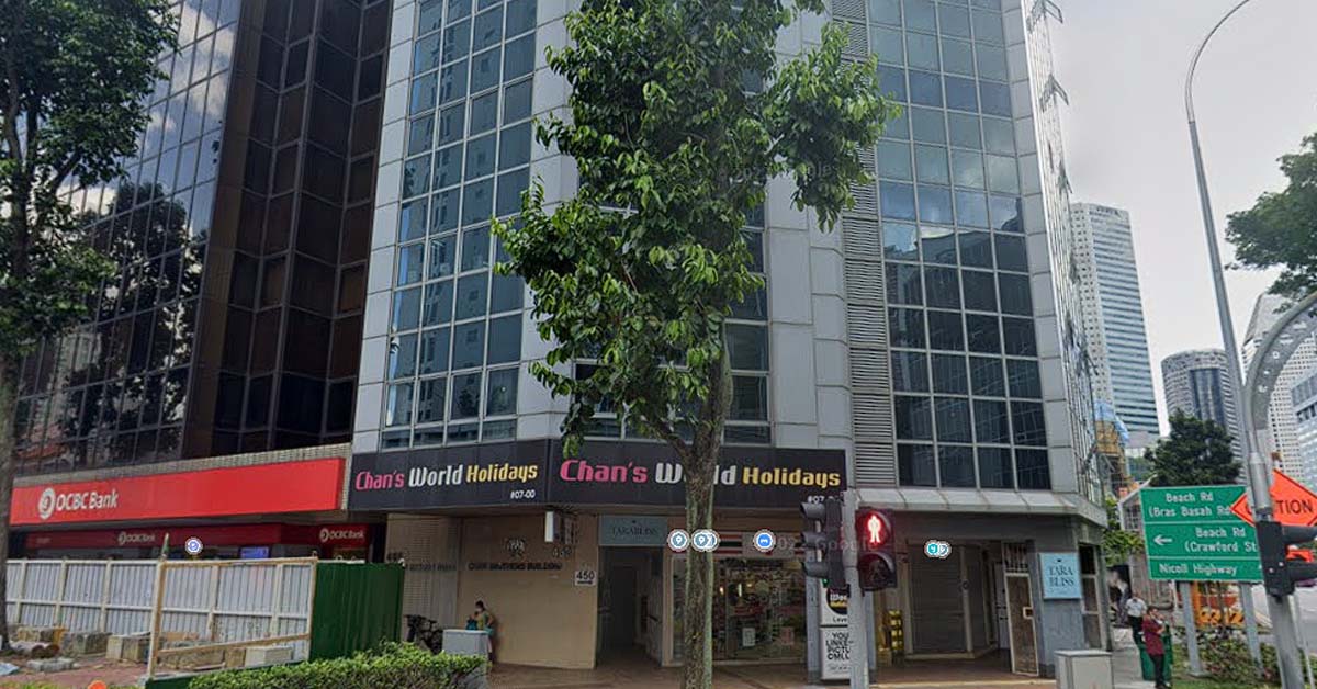 LIFT TECHNICIAN TRAPPED IN LIFT SHAFT AND BLED TO DEATH AT CHAN BROTHERS BUILDING