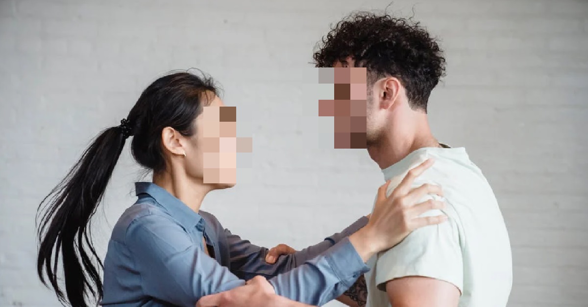 GIRL DUMPED BY BOYFRIEND BECAUSE SHE BOUGHT AN ADULT TOY FOR HERSELF