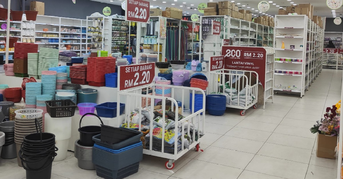 JOHOR’S VERSION OF DAISO, SELLING EVERYTHING FOR 70 CENTS (RM2.2)