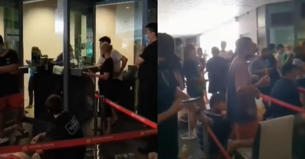 LONG QUEUES FOR JAY CHOU CONCERT TICKETS SEEN AT SPORE SPORTS HUB