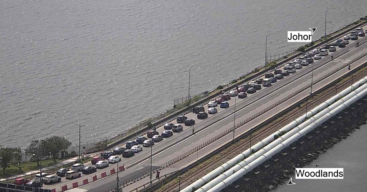 8-9 HOUR JAMS TO JOHOR DURING THE LONG WEEKEND