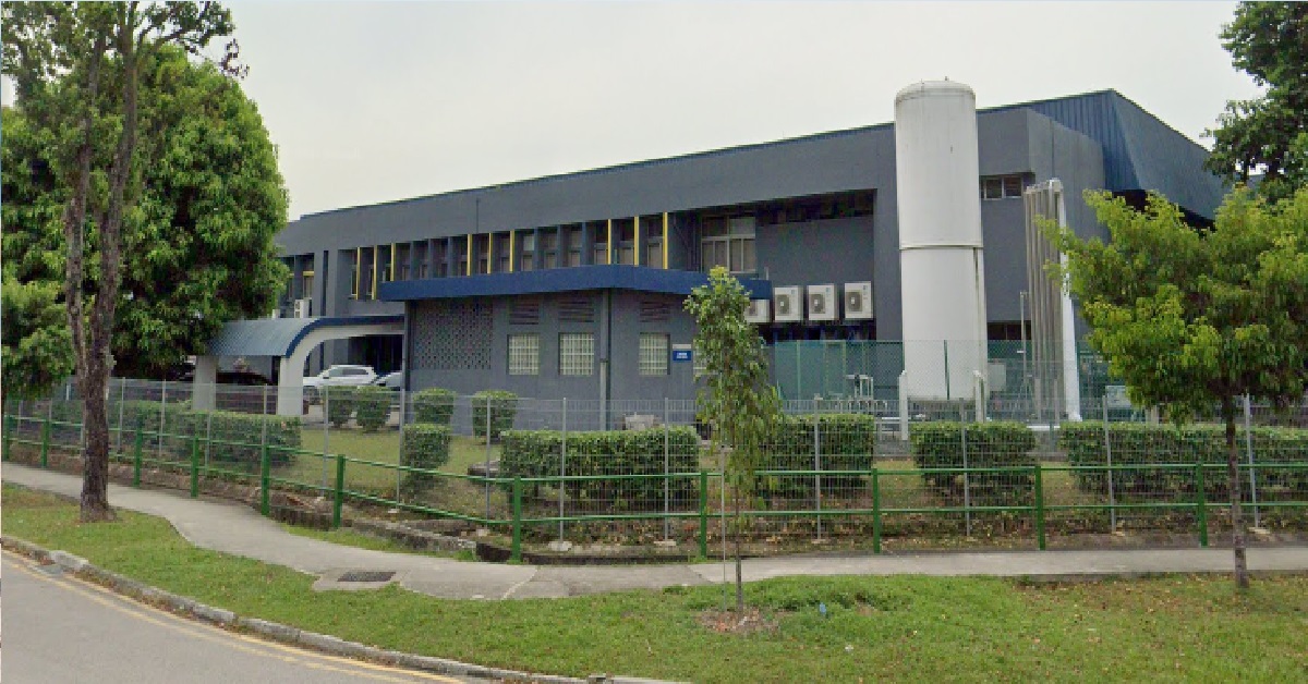 WORKER DIED AFTER FALLING 9.5M THROUGH SKYLIGHT ONTO FACTORY FLOOR