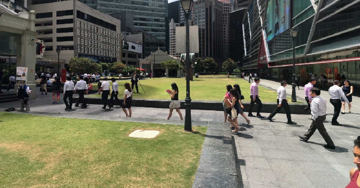 FOREIGNER CAN’T FIND JOB IN SG, ASK WHY S’POREANS ANGRY AT HER FOR WORKING HERE