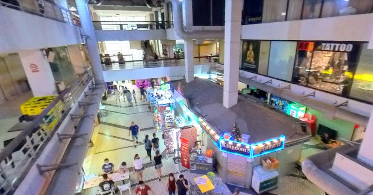 MAN FELL FOR SIAM BU “MOTHER SICK STORY” MADE OUT WITH HER IN PUBLIC