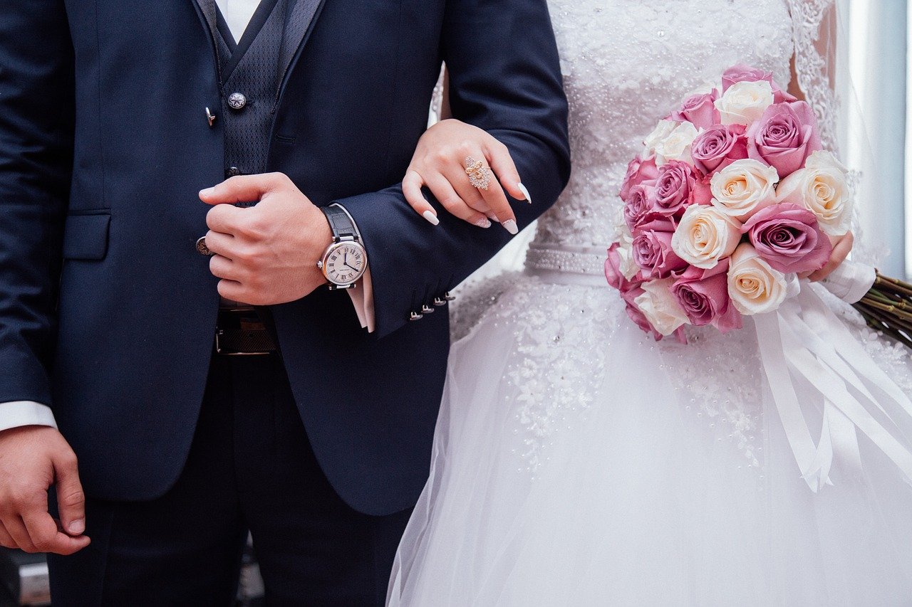 FATHER IN LAW PAYS FOR THE WHOLE WEDDING, BF STILL DON’T WANT TO MARRY