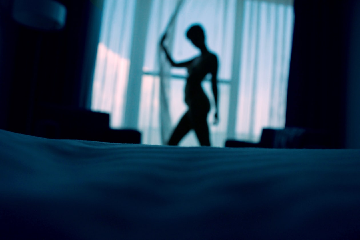 MAN USED TO LIKE MEN, DREAMT OF WOMEN & WANTS TO TRY CHANGING