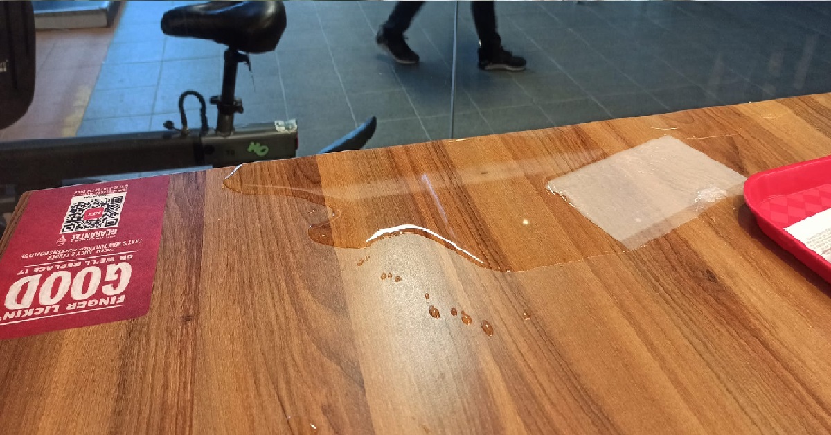 WOMAN NOT HAPPY BECAUSE KFC REJECTED HER REQUEST FOR 8TH CUP OF WATER
