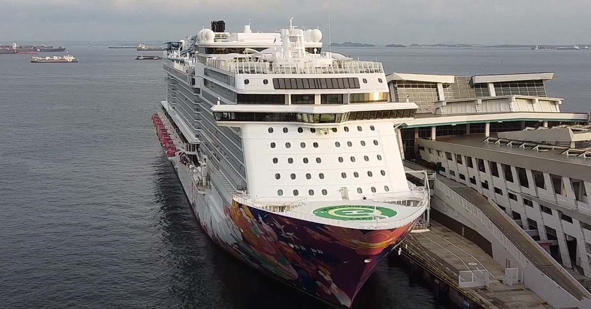 MAN TOLD TO PAY EXTRA $5K DESPITE PAYING $2.7K FOR DREAM CRUISE BOOKING