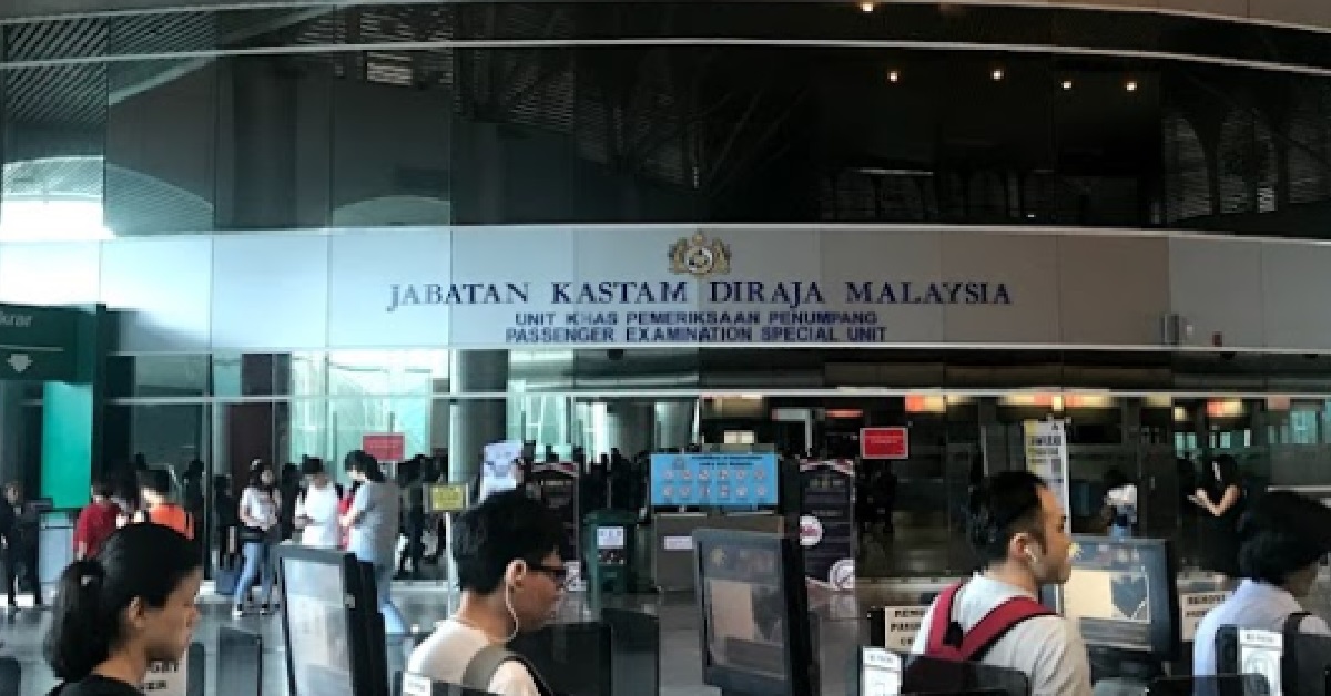 ANOTHER GROUP OF S’POREANS DETAINED IN JB, PASSPORT NOT STAMPED