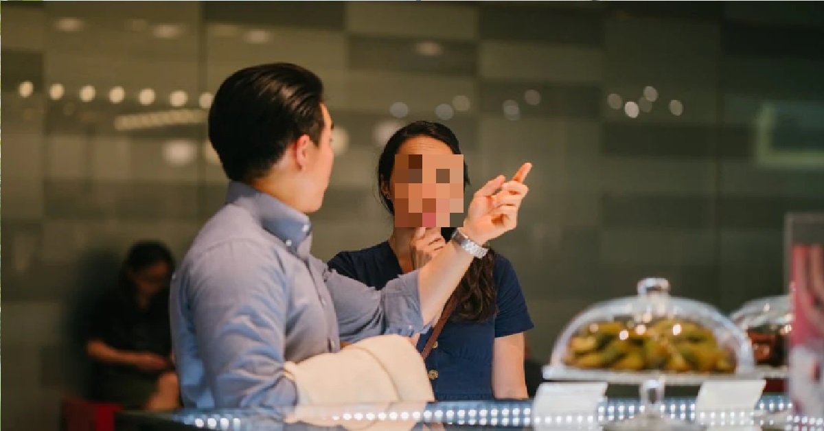 GUY BROUGHT HIS MUMMY ALONG TO FIRST DATE WITH GIRL