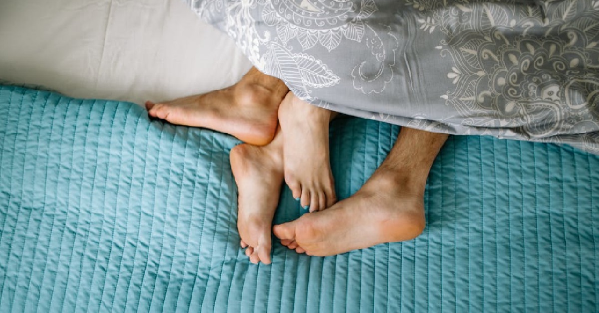 GIRL SLEPT WITH DIFFERENT GUY EVERY NIGHT FOR MONTHS TO “GAIN EXPERIENCE”